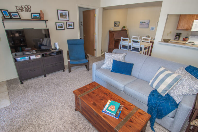 The Homestead at Crosswood - Apartments - Rogersville Missouri - Living Room